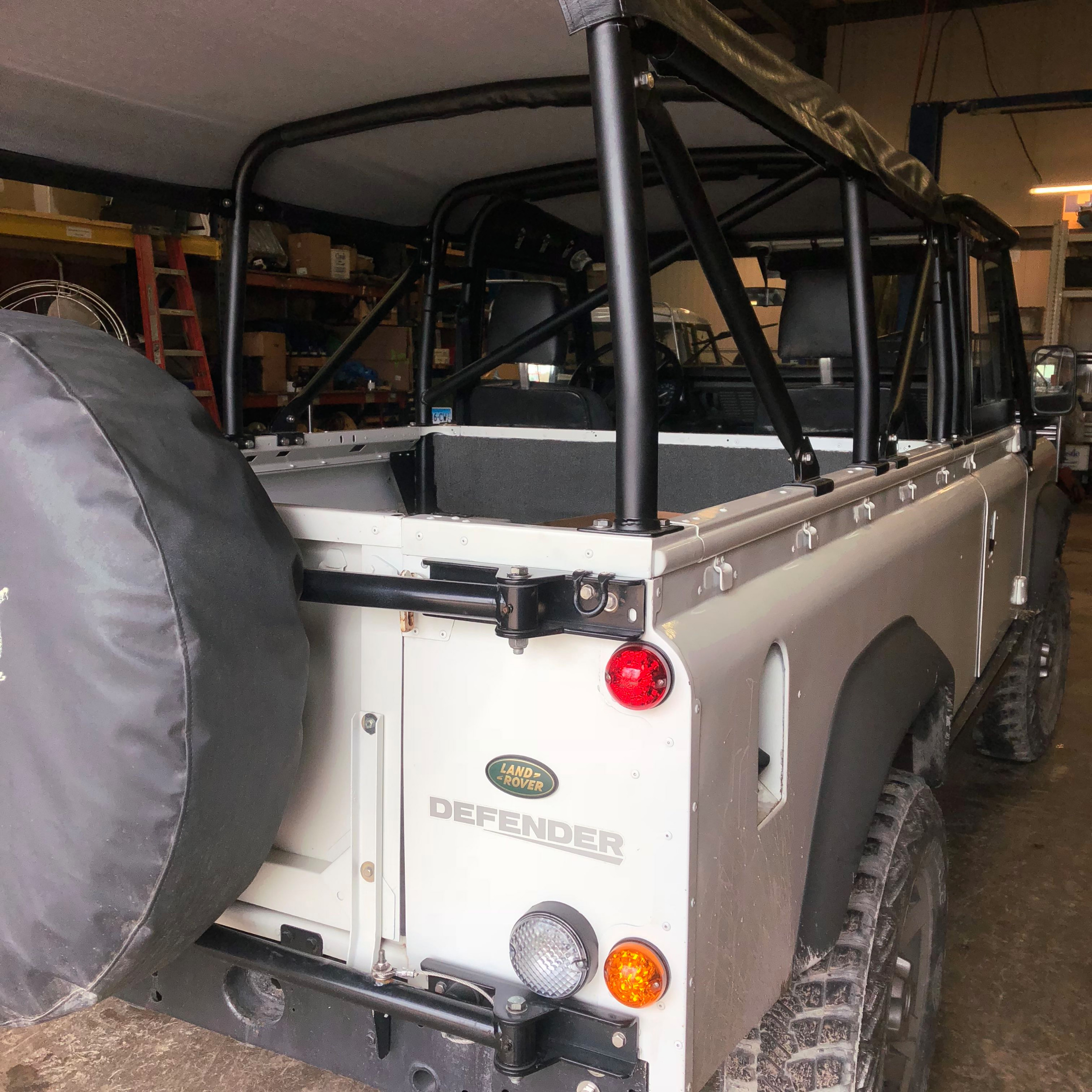 Australsk person depositum regiment Land Rover Defender Cage Upgrade